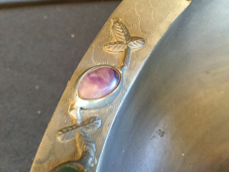 Exquisite Chinese Pewter Duck With Beautiful Gemstone Detail [Photo 15]