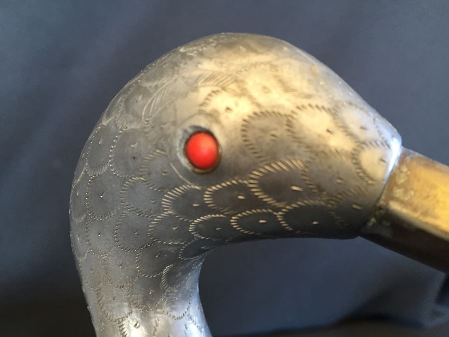 Exquisite Chinese Pewter Duck With Beautiful Gemstone Detail [Photo 7]