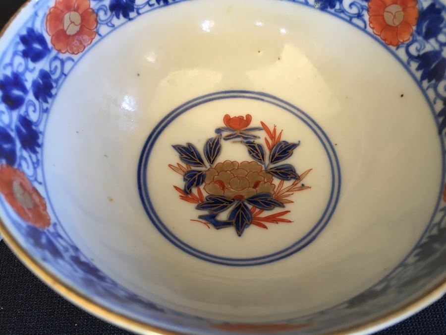 Japanese Imari Porcelain Rice Bowl with Lid [Photo 11]