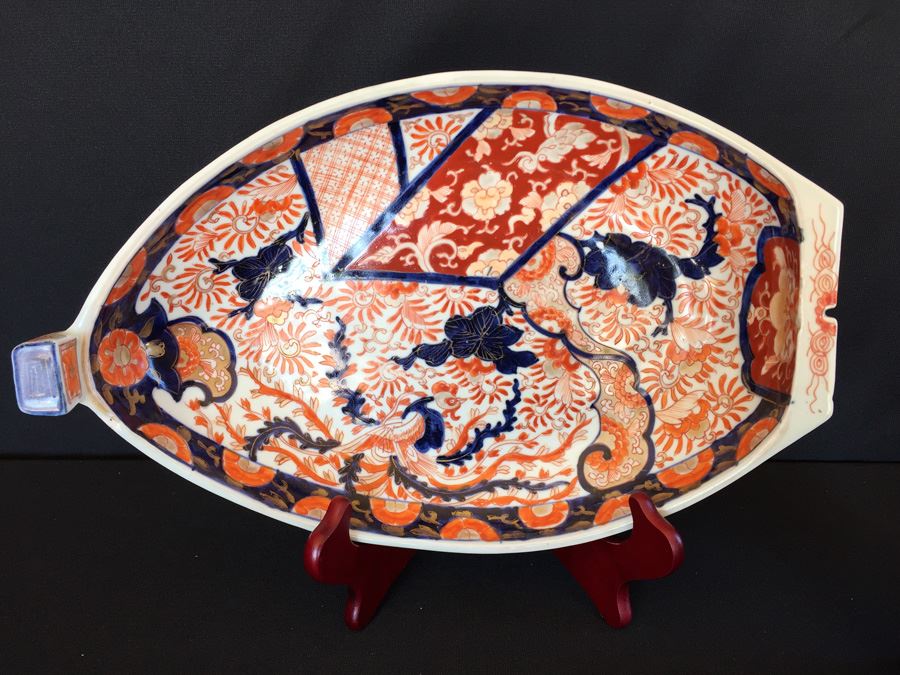 Japanese Imari Porcelain Large Serving Dish [Photo 1]