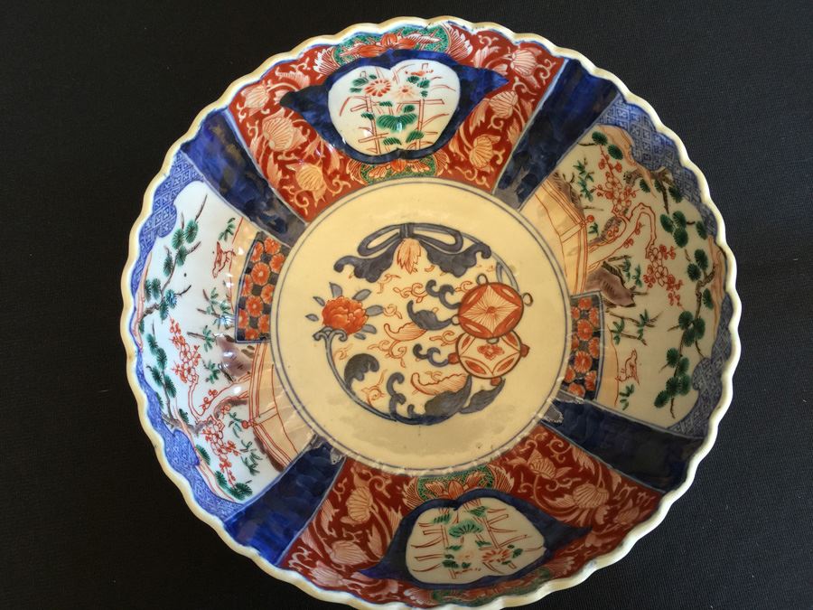 Japanese Imari Porcelain Large Bowl [Photo 2]