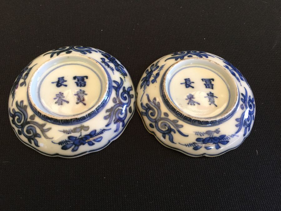Japanese Imari Porcelain Pair of Small Dishes [Photo 5]