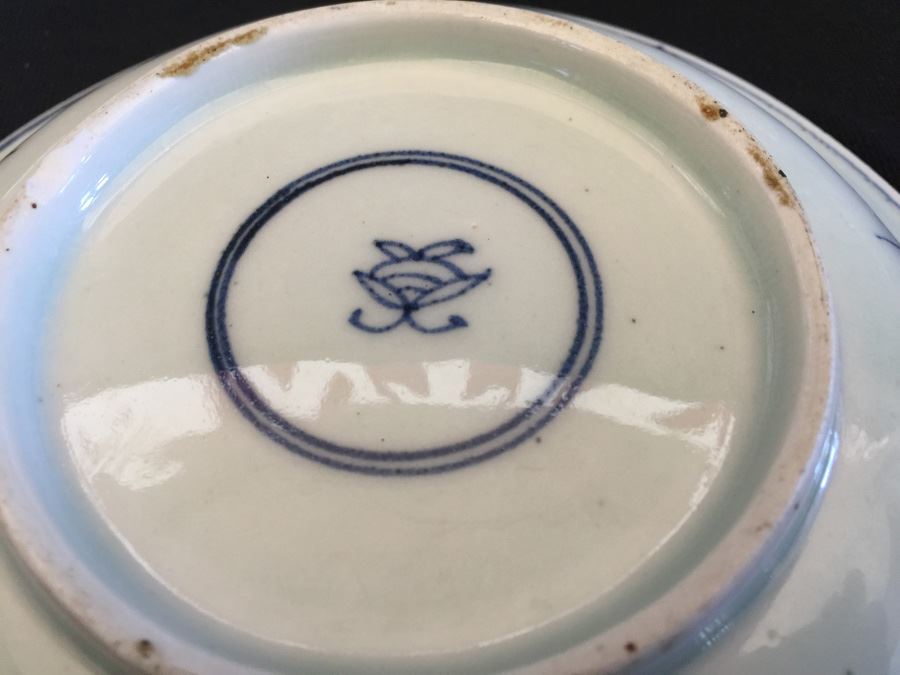 Japanese Imari Porcelain Set Of Dishes [Photo 3]