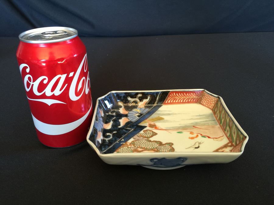 Japanese Imari Porcelain Dish [Photo 4]