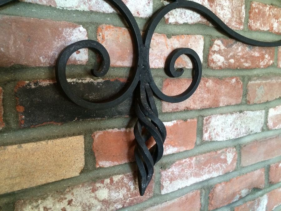 Cast Iron Black Sconce [Photo 3]
