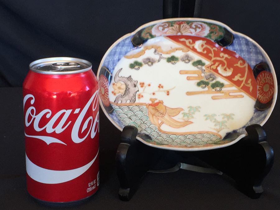 Japanese Imari Porcelain Dish [Photo 2]