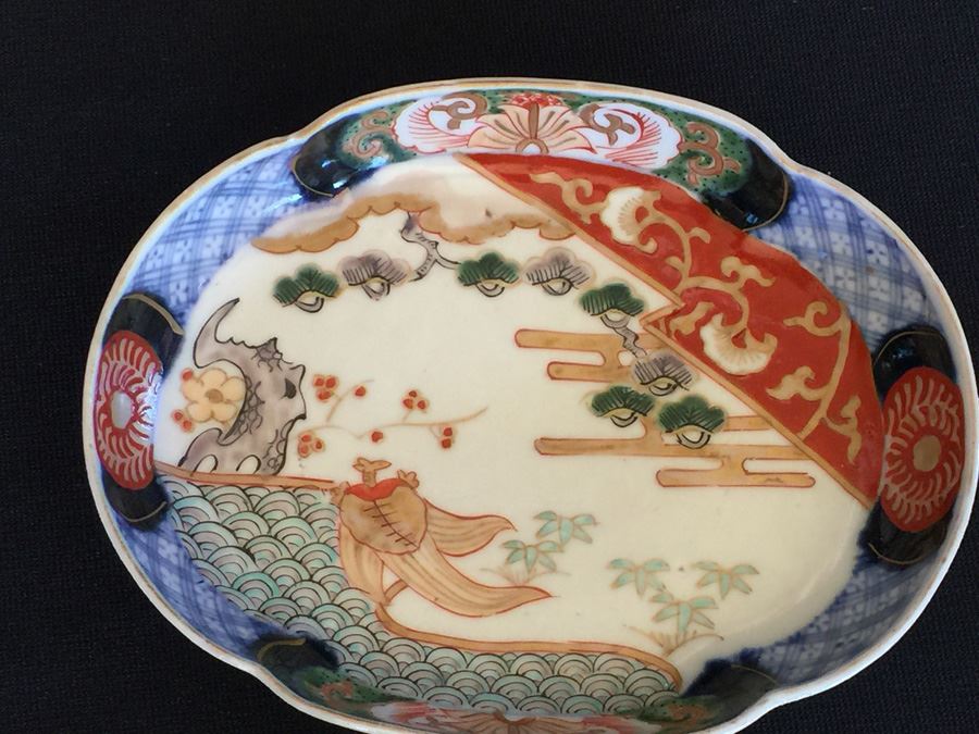 Japanese Imari Porcelain Dish [Photo 3]