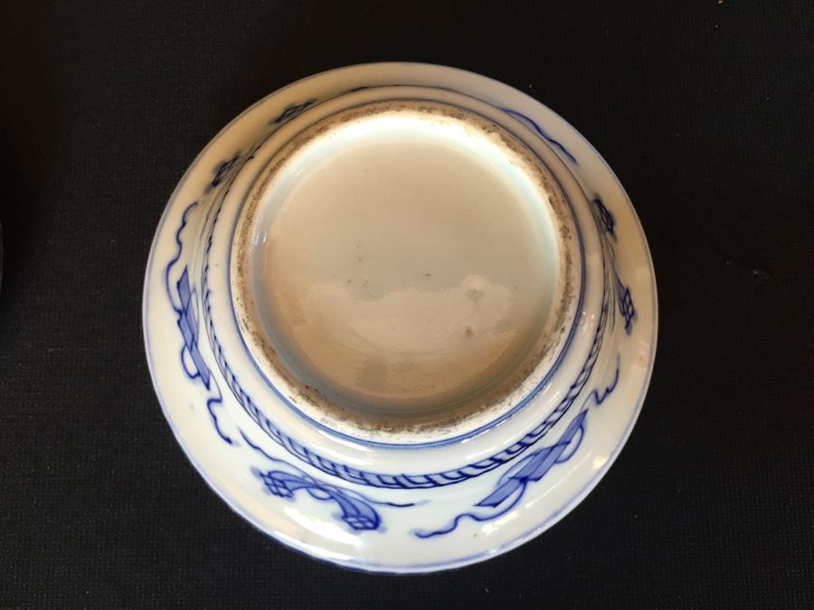 Japanese Imari Porcelain Rice Bowl with Lid [Photo 10]