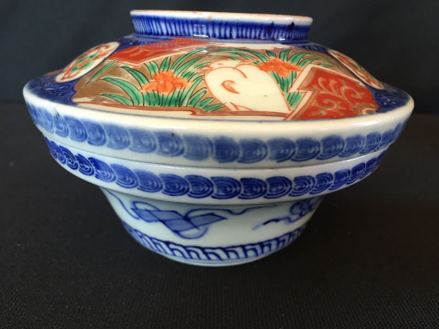 Japanese Imari Porcelain Rice Bowl with Lid [Photo 3]