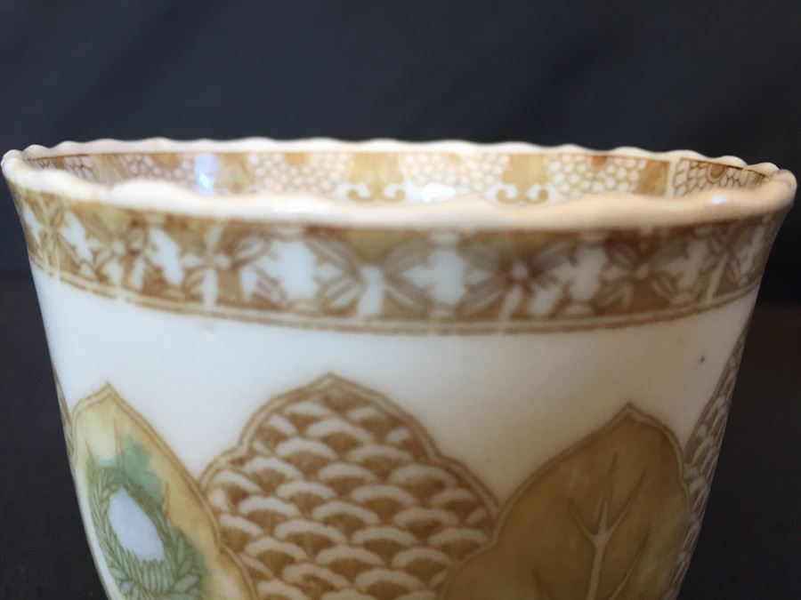 Japanese Imari Porcelain Cup [Photo 2]