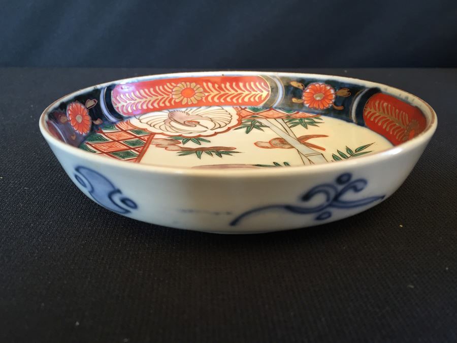 Japanese Imari Porcelain Dish [Photo 2]