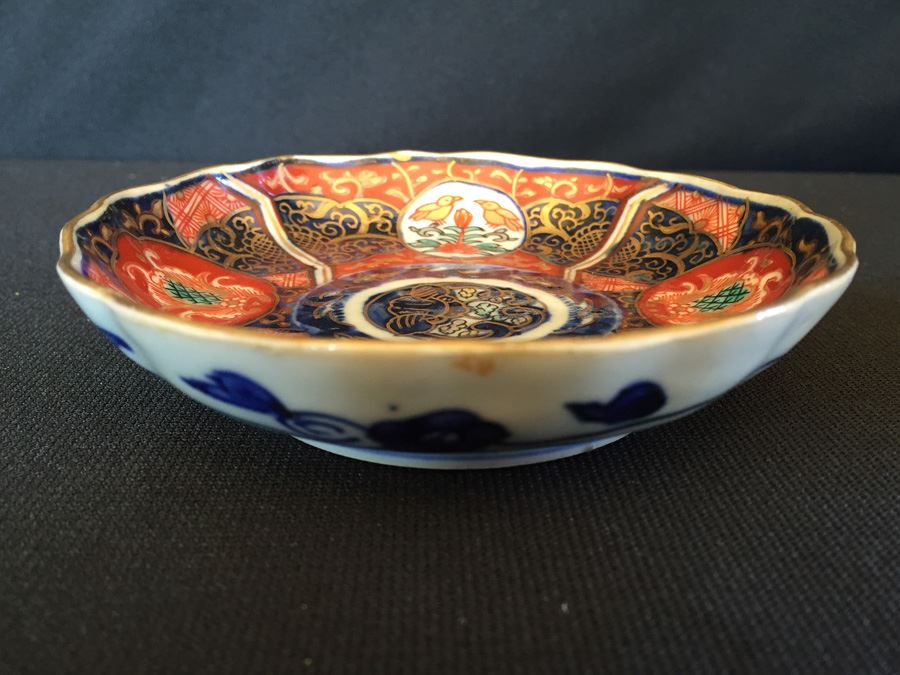 Japanese Imari Porcelain Dish [Photo 2]