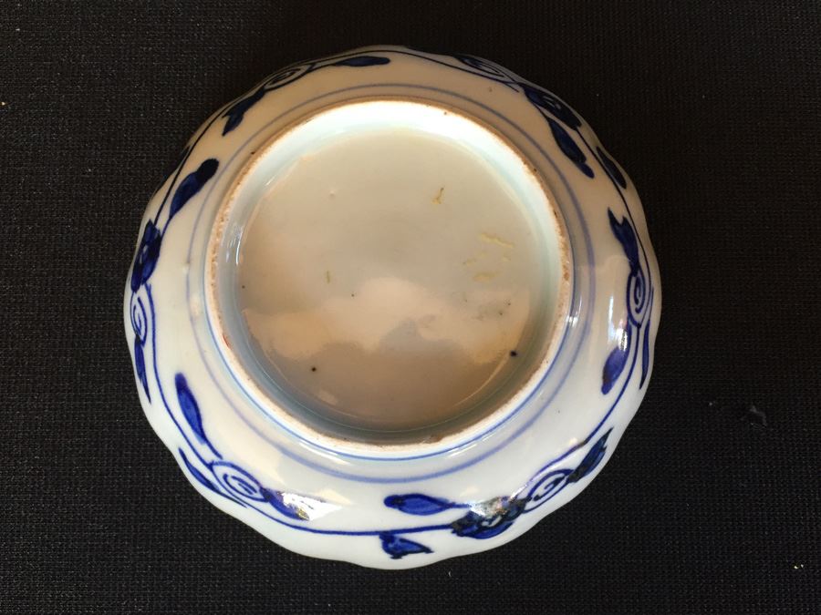 Japanese Imari Porcelain Dish [Photo 3]