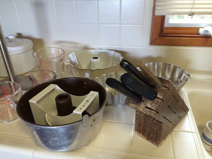 Kitchen Lot [Photo 1]