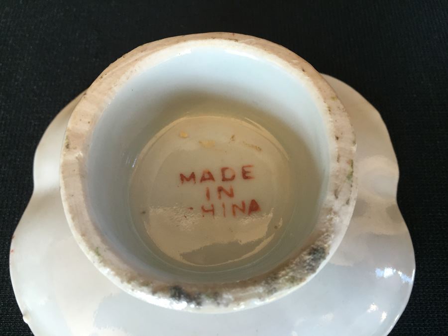 Chinese Footed Porcelain Dish [Photo 9]