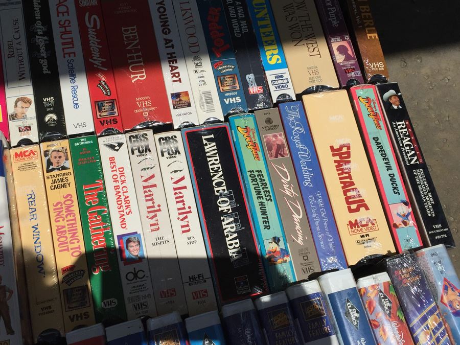 Massive Collection Of Vintage Sealed VHS Movies Video Tapes Classic Movies Most Are Sealed [Photo 19]