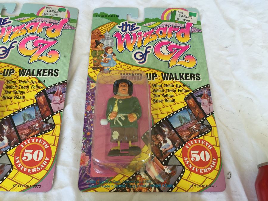 The Wizard Of Oz Wind-Up Walker Multi Toys Corp New On Card 1988 [Photo 7]