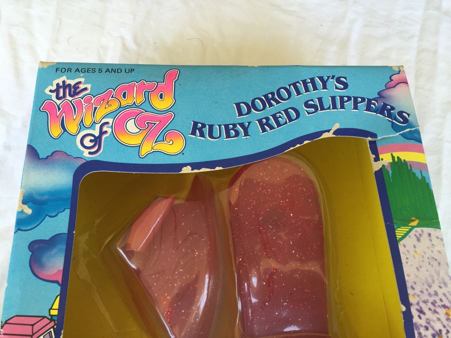 The Wizard Of Oz Dorothy's Ruby Red Slippers Multi Toys Corp 1988 New In Box [Photo 3]