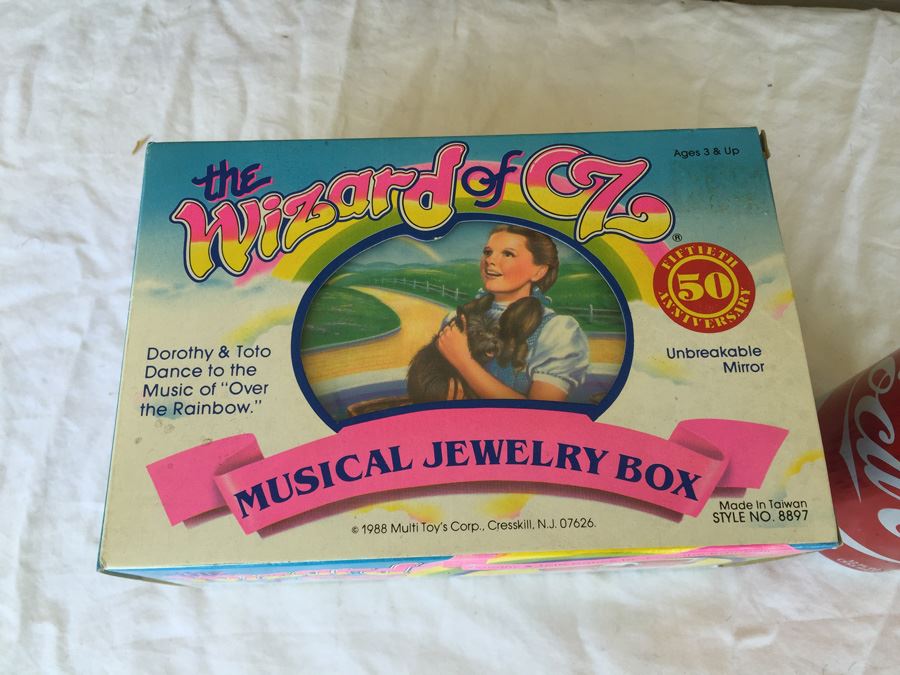 The Wizard Of Oz Musical Jewelry Box Multi Toys Corp 1988 New In Box  [Photo 5]