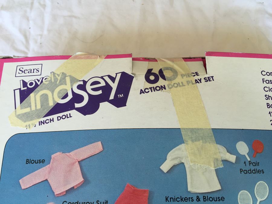 Lovely Lindsey 11 1/2' Doll 60 Piece Action Doll Play Set Sears New In Damaged Box [Photo 7]