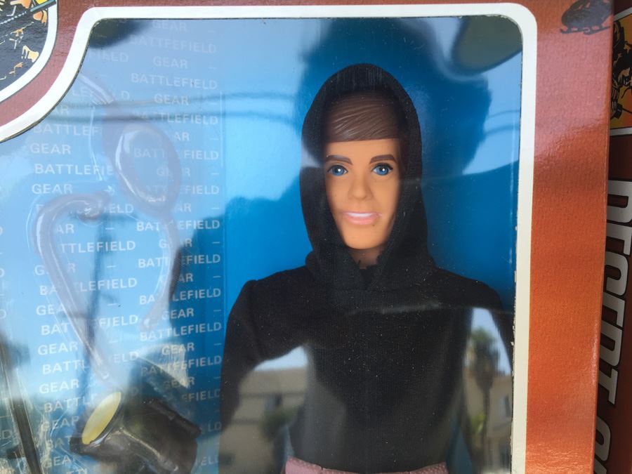 Desert Shield Realistic Action Troop Figures By Eugene 1991 New In Box [Photo 5]