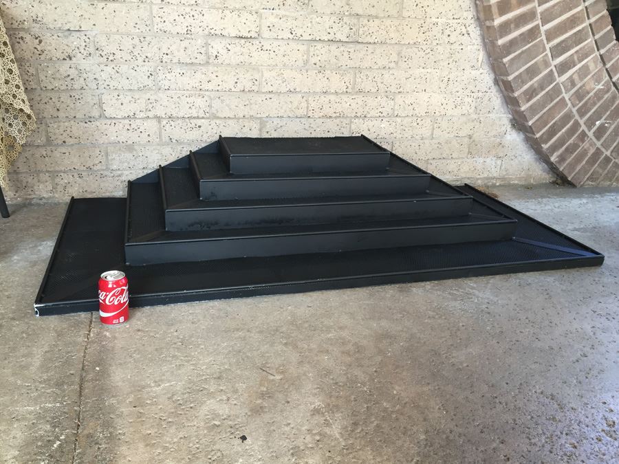 Tiered Aluminum Display Fixture Painted Black Great For Store Display Or Tiered Plant Display [Photo 1]