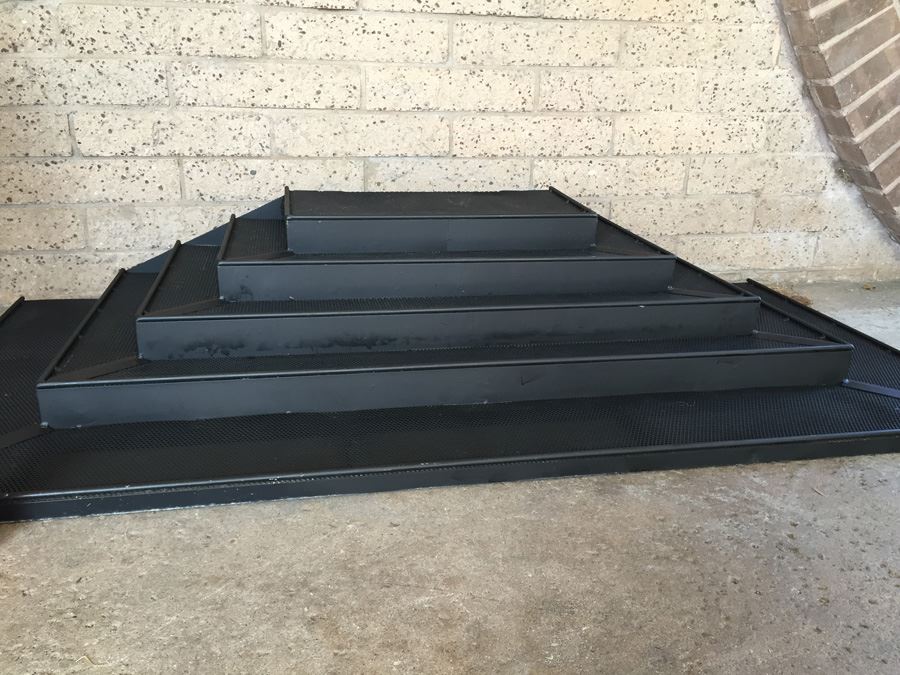 Tiered Aluminum Display Fixture Painted Black Great For Store Display Or Tiered Plant Display [Photo 6]