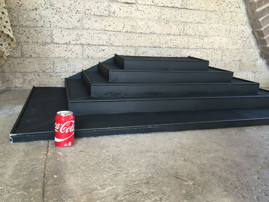 Tiered Aluminum Display Fixture Painted Black Great For Store Display Or Tiered Plant Display [Photo 5]