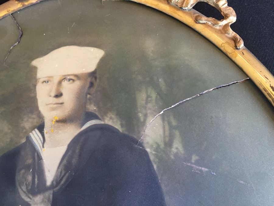 Old Metal Oval Picture Frame With Painted Eagle Emblem And Vintage Colored U.S. Navy Sailor's Portrait Photograph [Photo 8]