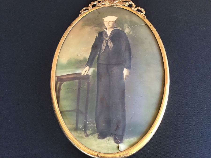 Old Metal Oval Picture Frame With Painted Eagle Emblem And Vintage Colored U.S. Navy Sailor's Portrait Photograph [Photo 10]