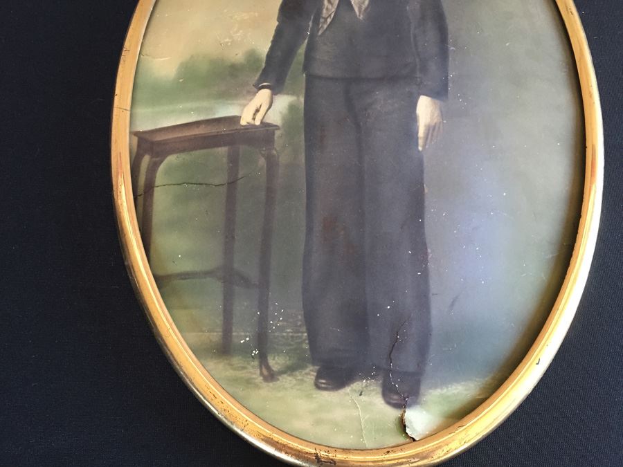 Old Metal Oval Picture Frame With Painted Eagle Emblem And Vintage Colored U.S. Navy Sailor's Portrait Photograph [Photo 3]