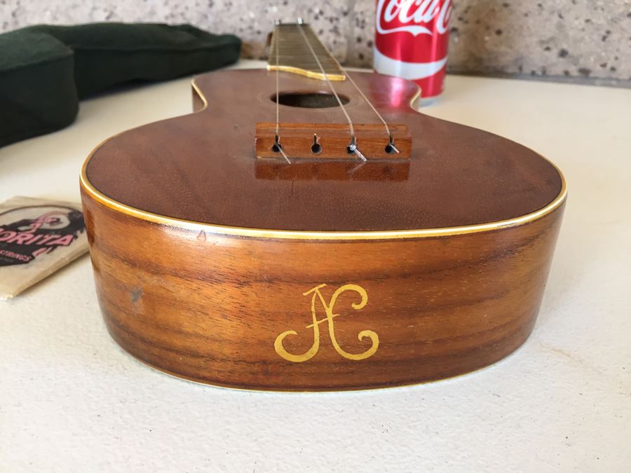 Vintage Probably 1920's Custom Columbia Ukulele With Case And Strings Custom Inlay Work [Photo 2]