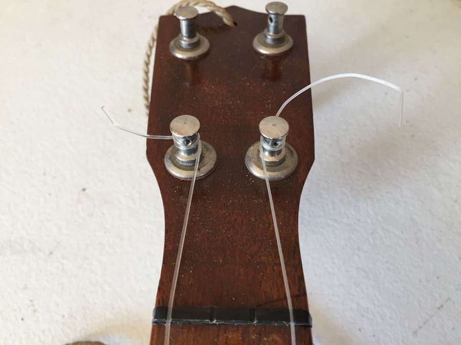 Vintage Probably 1920's Ukulele With Case And Rope Strap [Photo 16]
