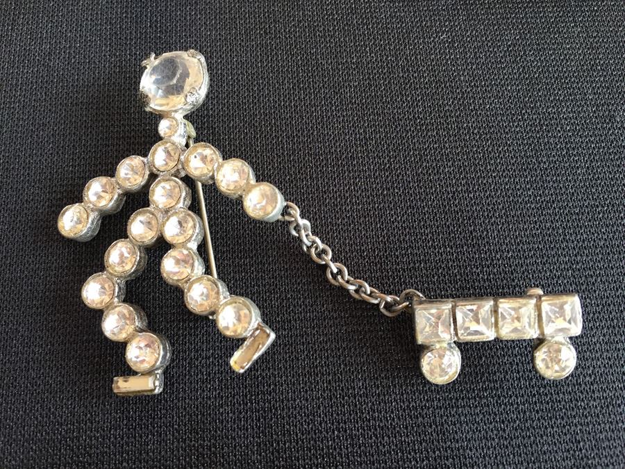 Large Lot Of Vintage Brooches Pins Animals (Bracelet Is Sterling Silver) [Photo 3]