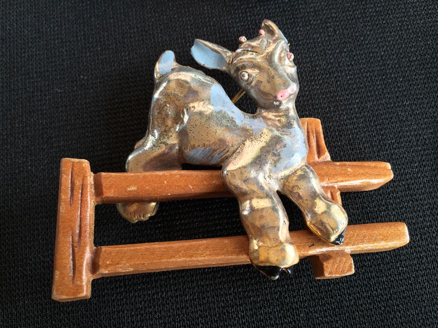 Large Lot Of Vintage Brooches Pins Animals (Bracelet Is Sterling Silver) [Photo 7]