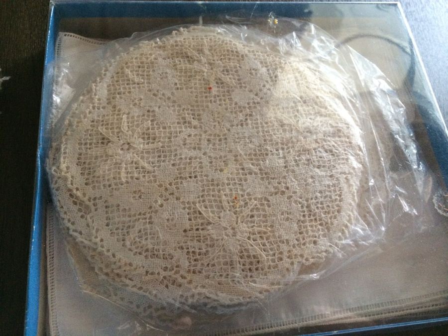 Linen Lot [Photo 10]