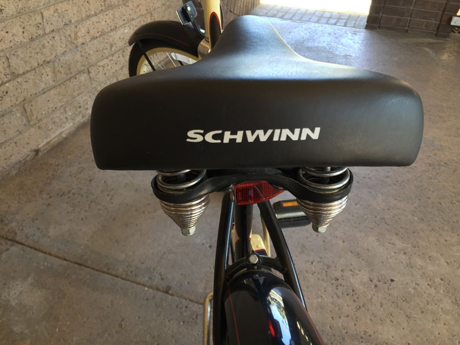 schwinn cruiser seven