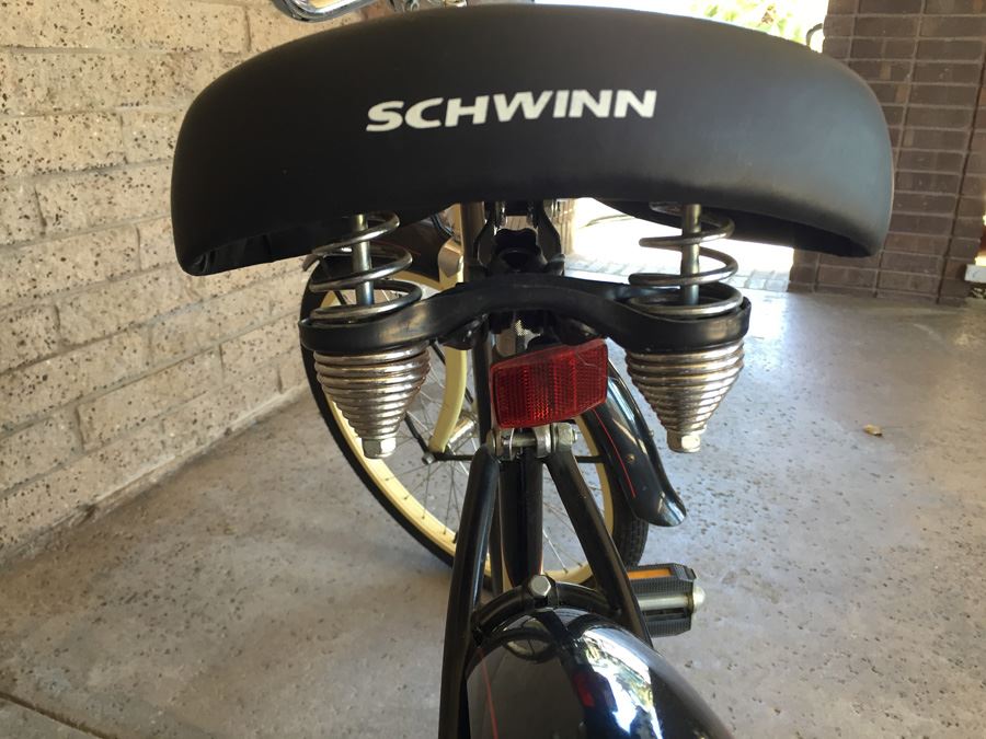 schwinn cruiser seven