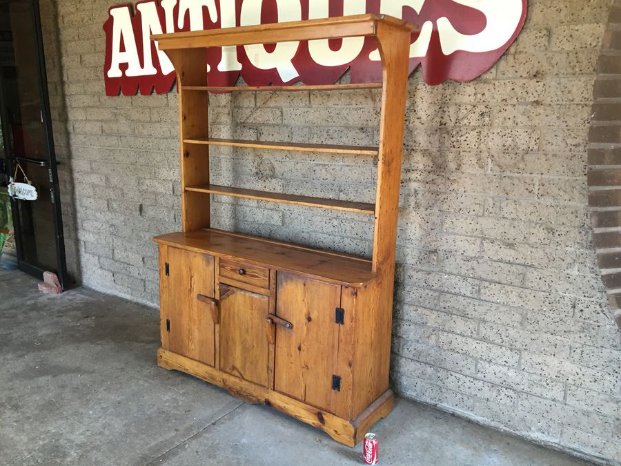 Primitive Pine Hand Made China Cabinet [Photo 15]