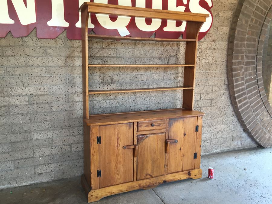 Primitive Pine Hand Made China Cabinet [Photo 16]