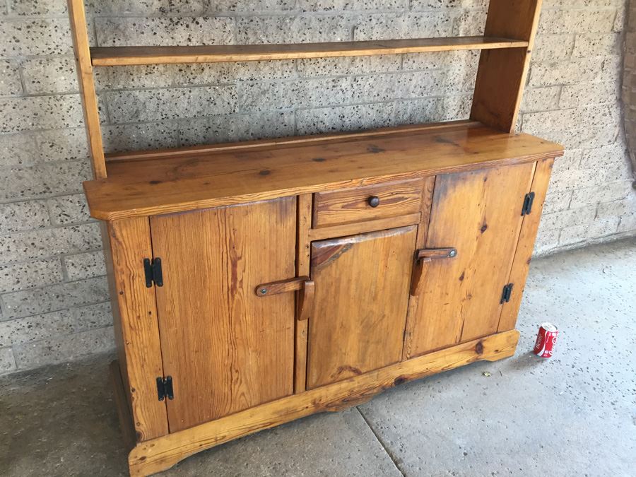 Primitive Pine Hand Made China Cabinet [Photo 17]