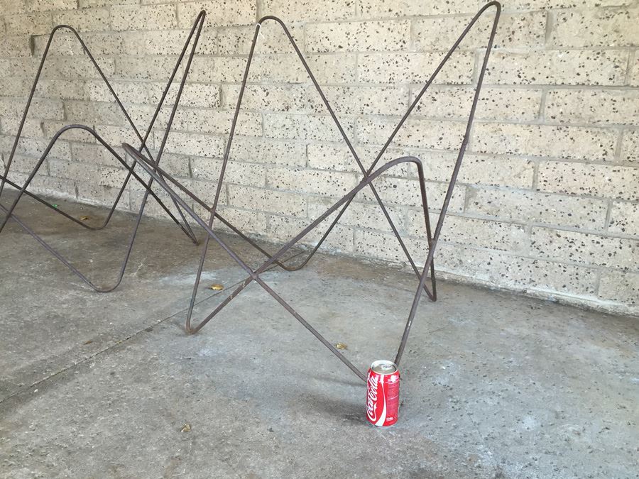 Pair Of Period Butterfly Chairs Designed By Jorge Hardoy Ferrari In 1938 Possibly Knoll [Photo 4]