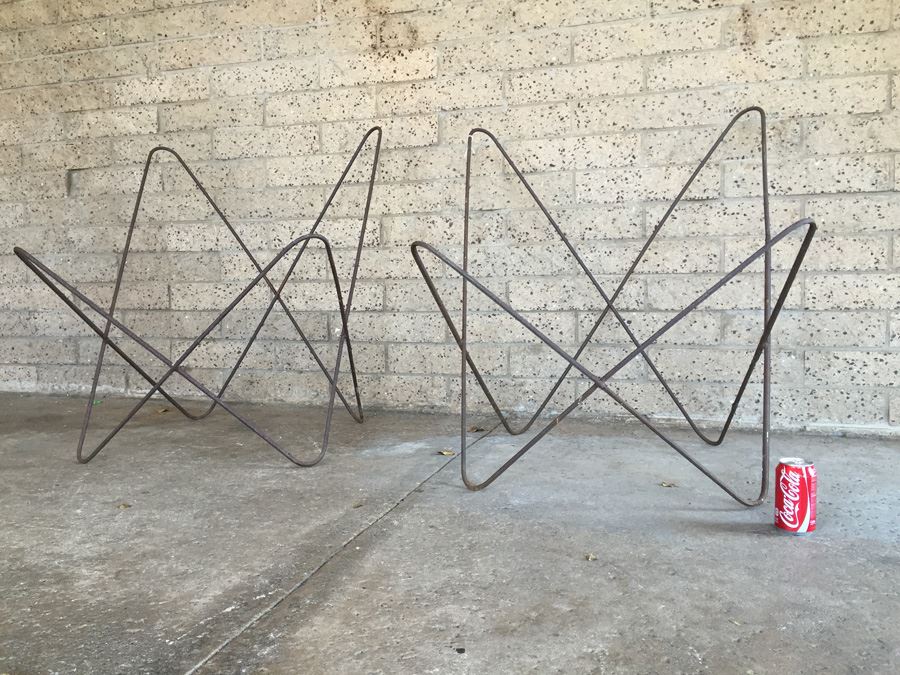 Pair Of Period Butterfly Chairs Designed By Jorge Hardoy Ferrari In 1938 Possibly Knoll [Photo 11]