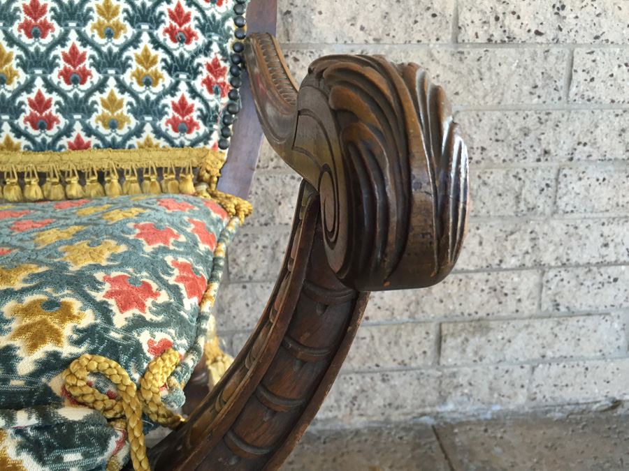 Beautiful Antique Nicely Carved Armchair [Photo 6]