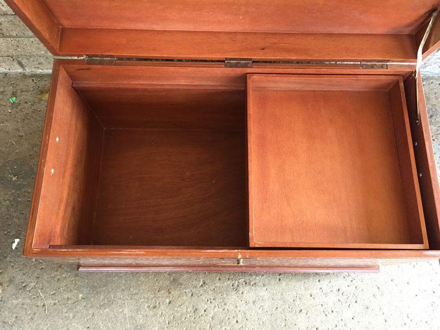 Beautiful Inlay Trunk [Photo 8]