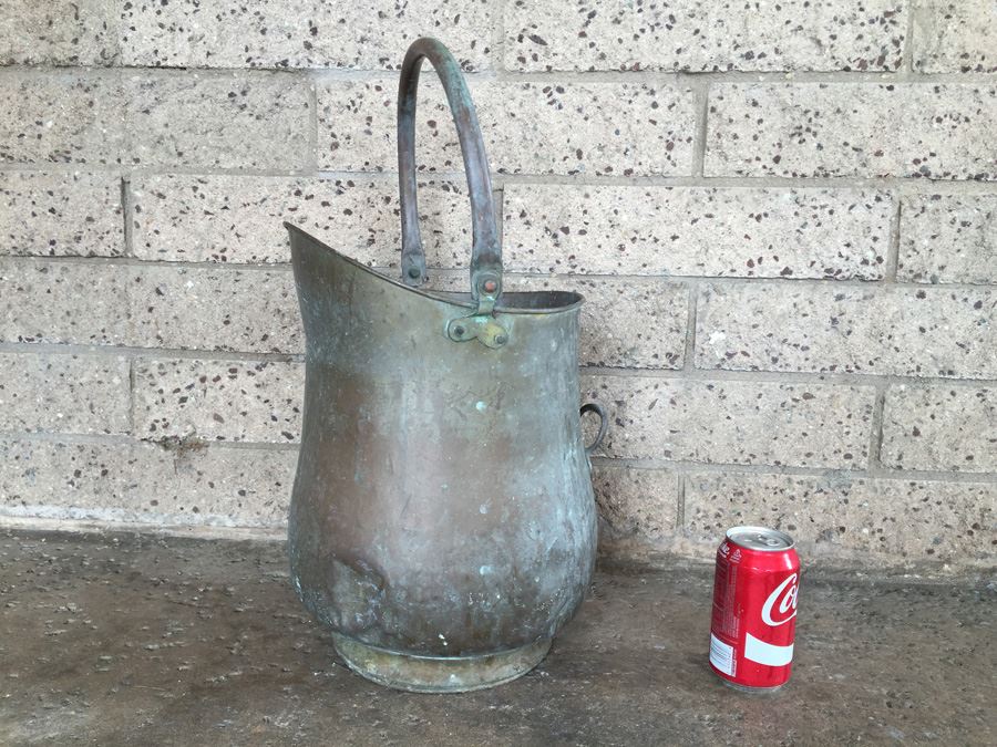 Copper Ash Bucket With Handle Made In England [Photo 1]
