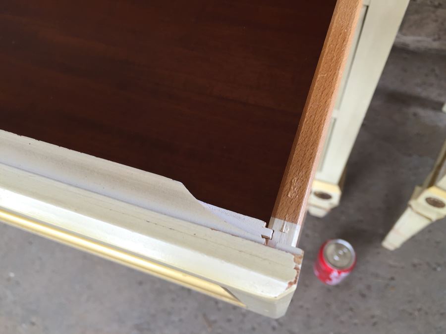 Union National Furniture Company Yellow And Gold Modular 8 Piece Bedroom Set Jamestown Ny [Photo 13]