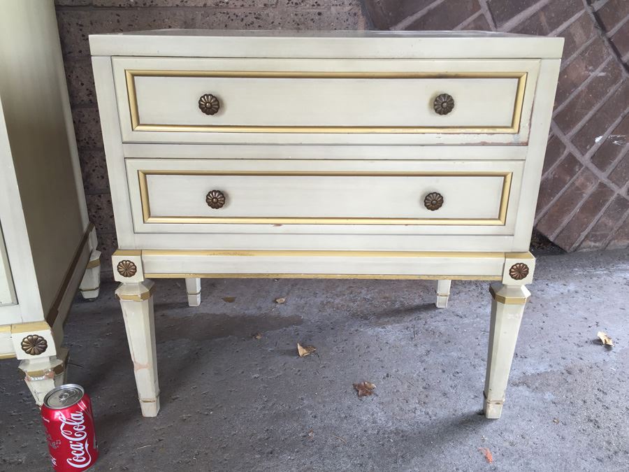 Union National Furniture Company Yellow And Gold Modular 8 Piece Bedroom Set Jamestown Ny [Photo 15]