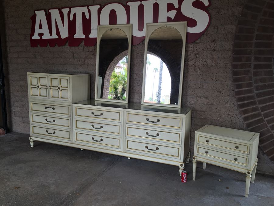 Union National Furniture Company Yellow And Gold Modular 8 Piece Bedroom Set Jamestown Ny [Photo 8]