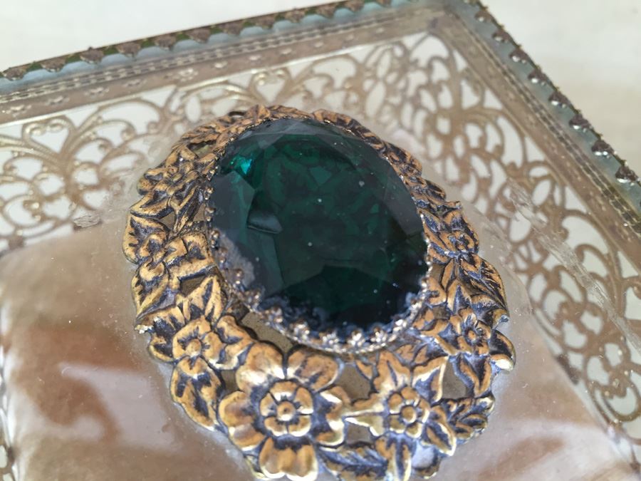 Gold Gilt Metal Hollywood Regency Filigree Jewelry Box And Tissue Box [Photo 3]